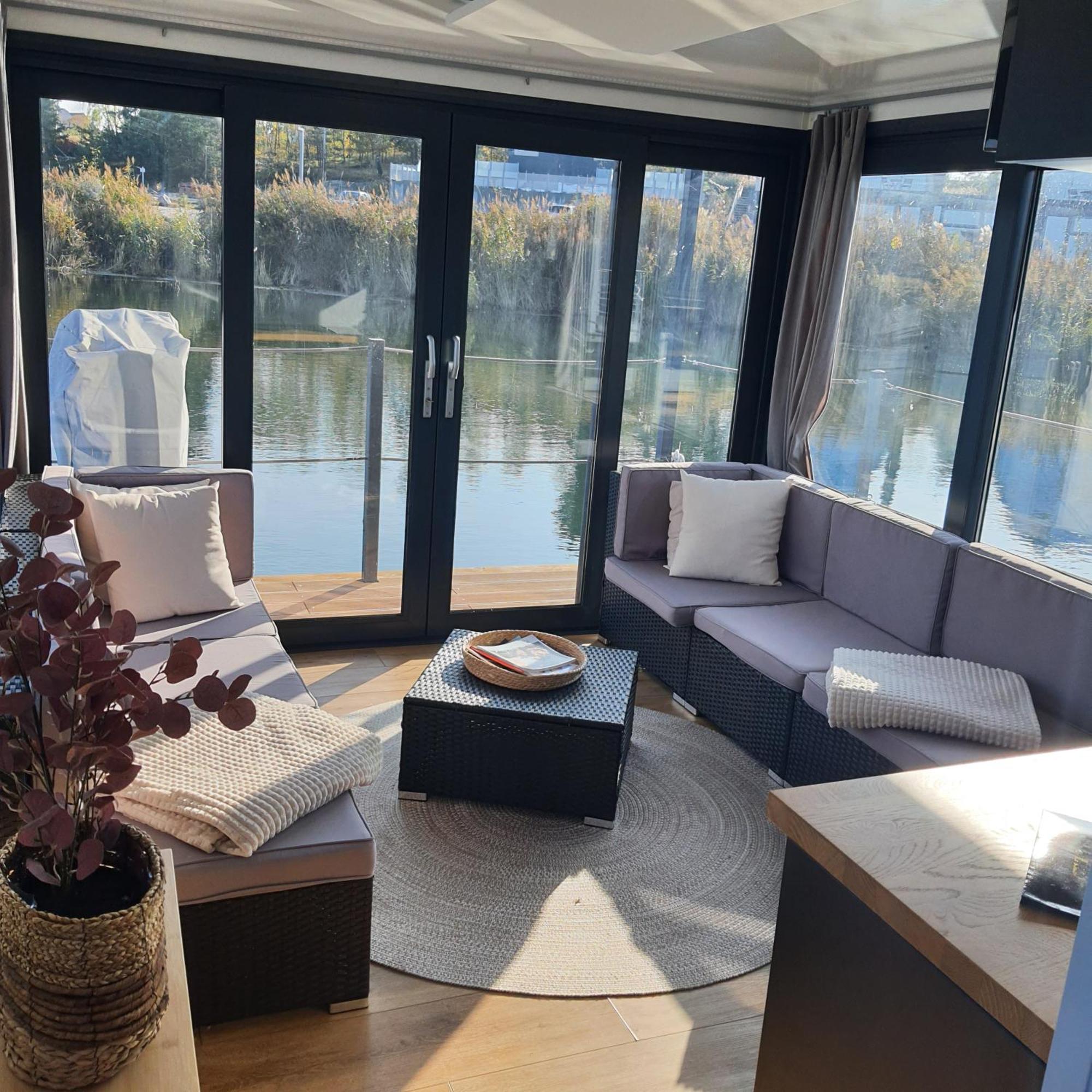 Schwimmendes Ferienhaus Silent Elsterheide Dış mekan fotoğraf